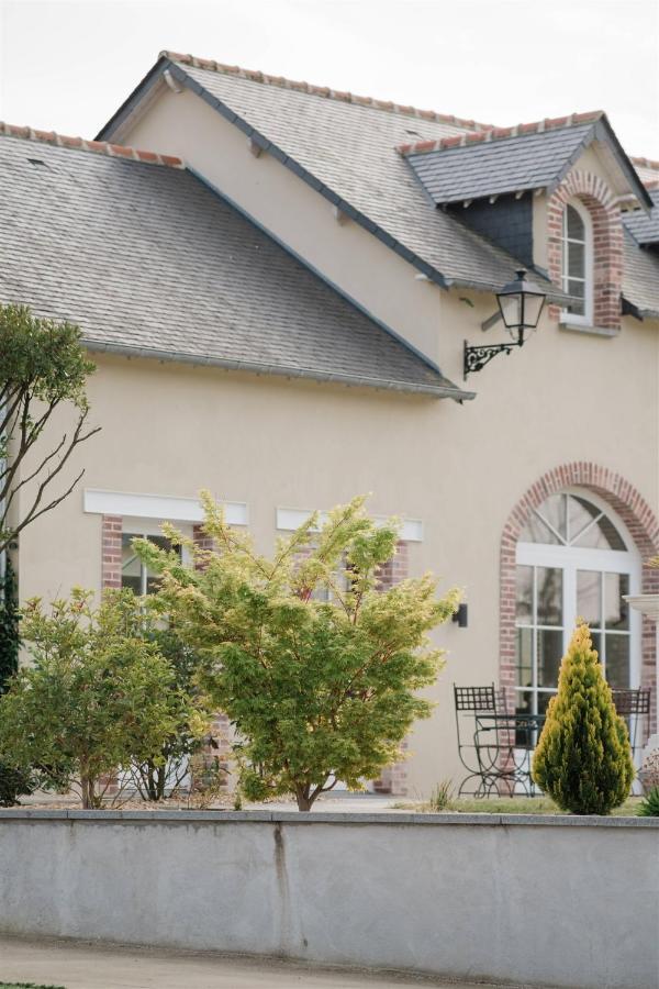 Domaine Les Jardins Darsene Tinténiac Exterior foto